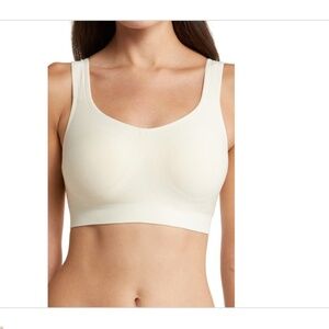Shapermint Essentials Women's Daily Comfort Wireless Shaper Bra - Beige